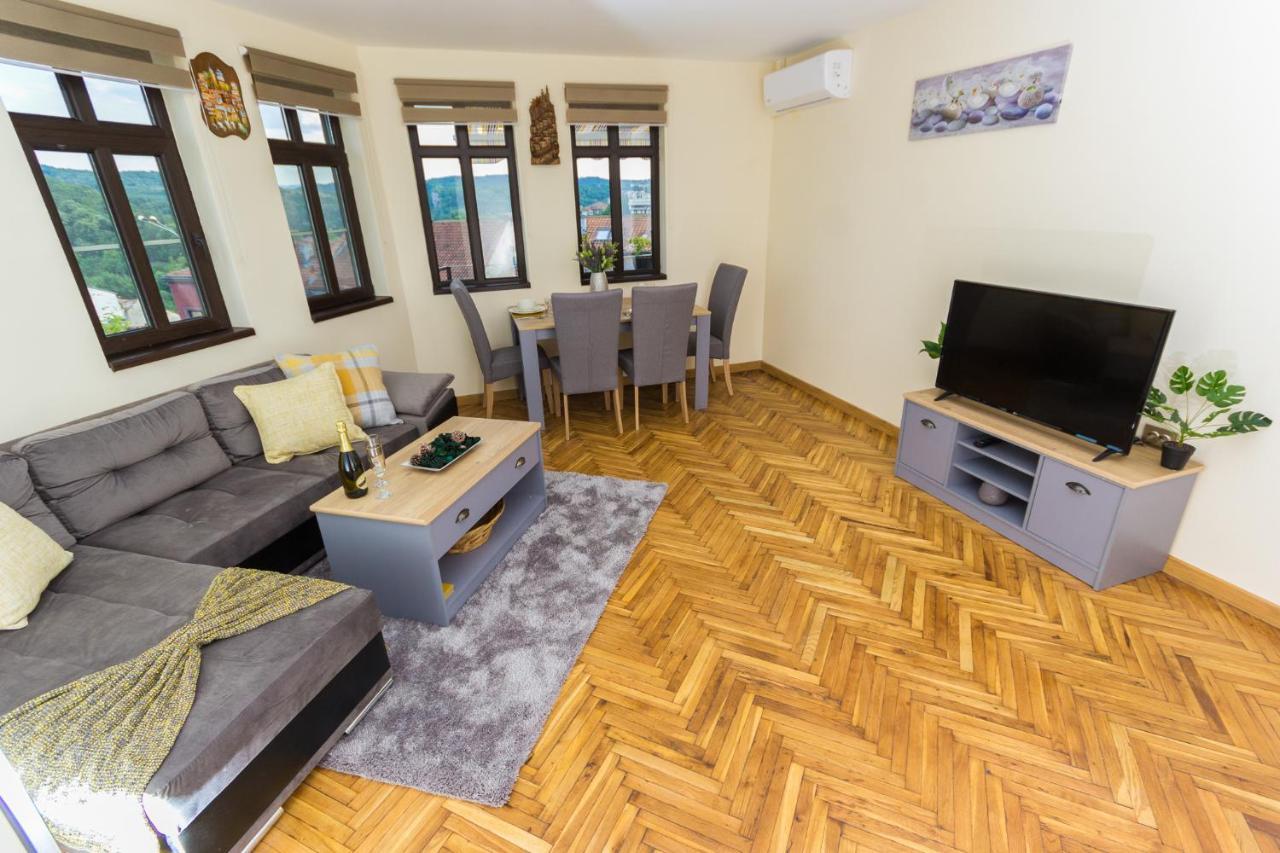 וליקו טורנובו Apartment Zdravets, In The Heart Of The Old City מראה חיצוני תמונה